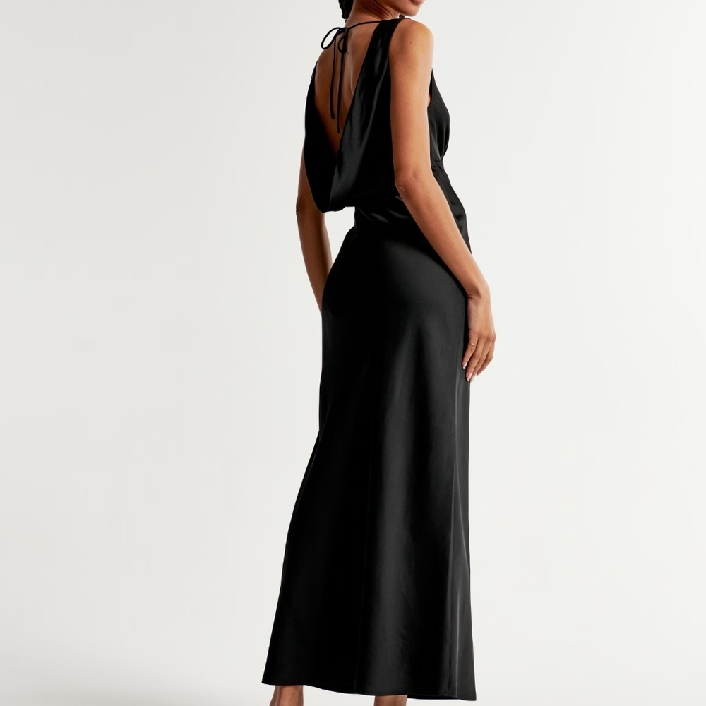 Abercrombie & Fitch Plunge Cowl Back Maxi Dress Size M